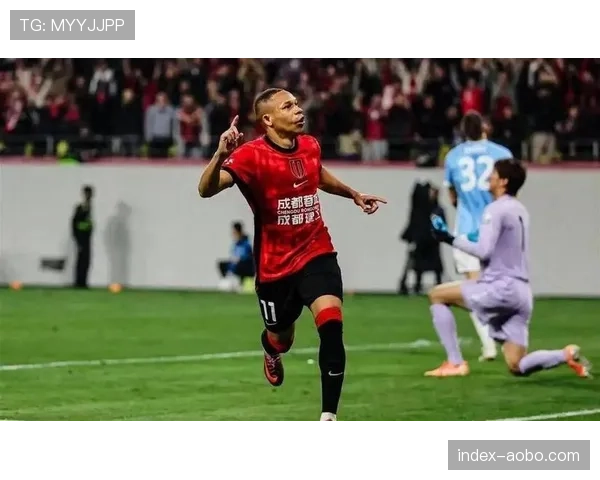 姚浩洋700万转会铜梁龙 中乙门将创转会费纪录